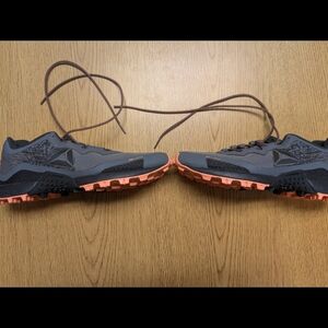 Reebok Men's Gray and Orange Trail Running Shoes